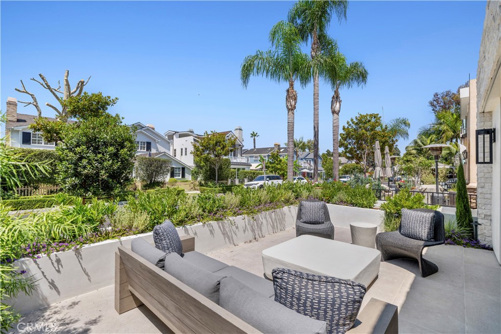 430 Fernleaf Avenue