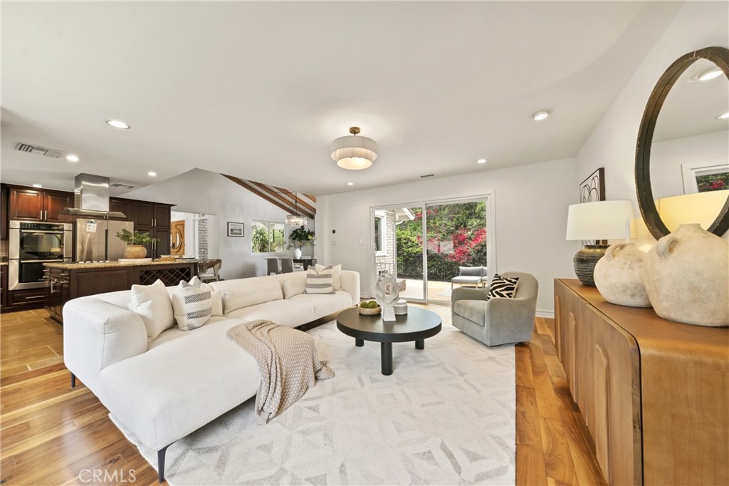 3160 SEPULVEDA BLVD