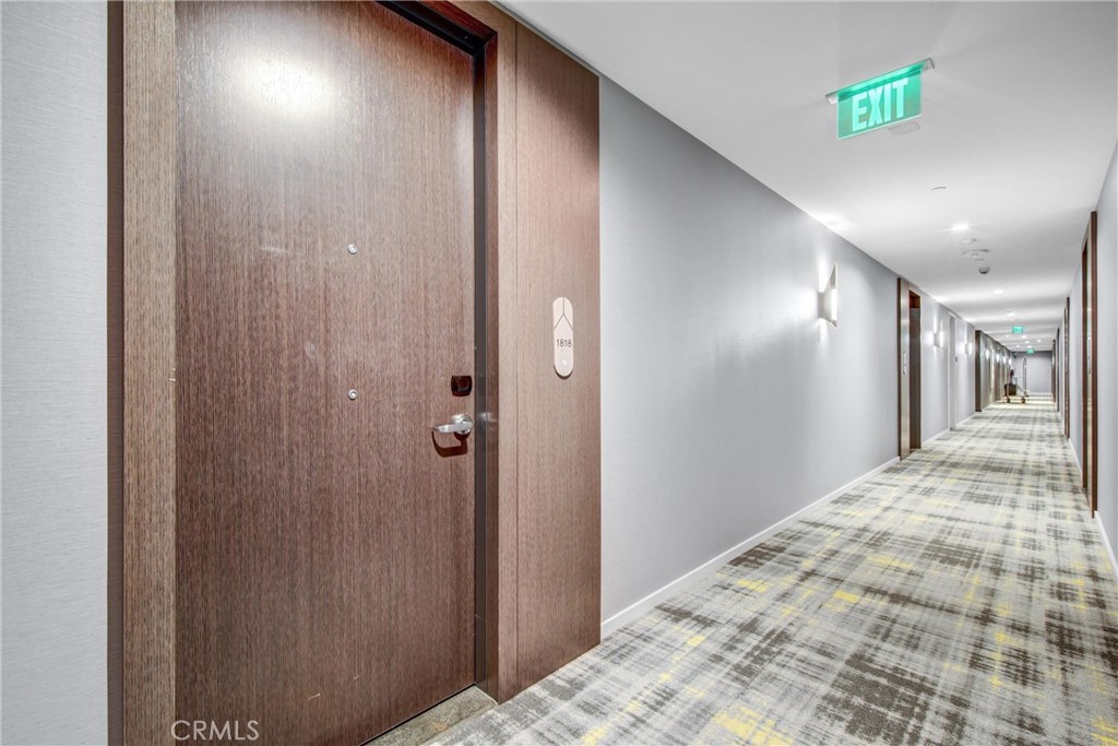 877 Francisco Street 1818