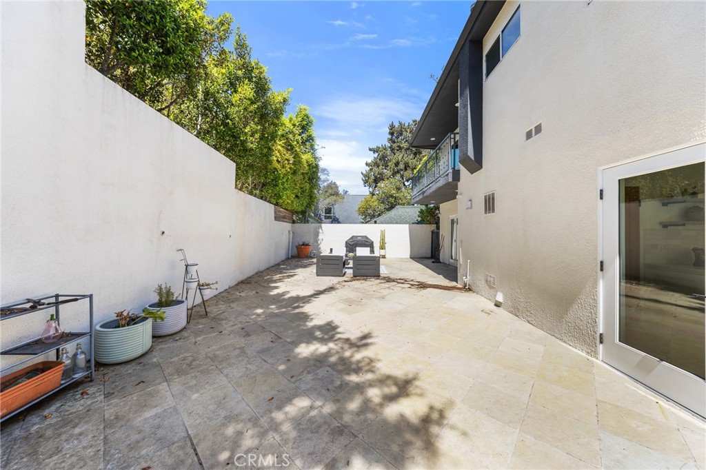 2927 Park Center
