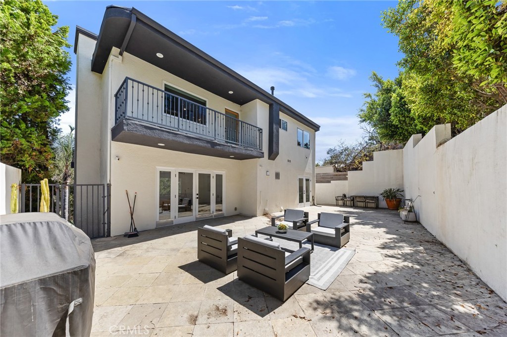 2927 Park Center