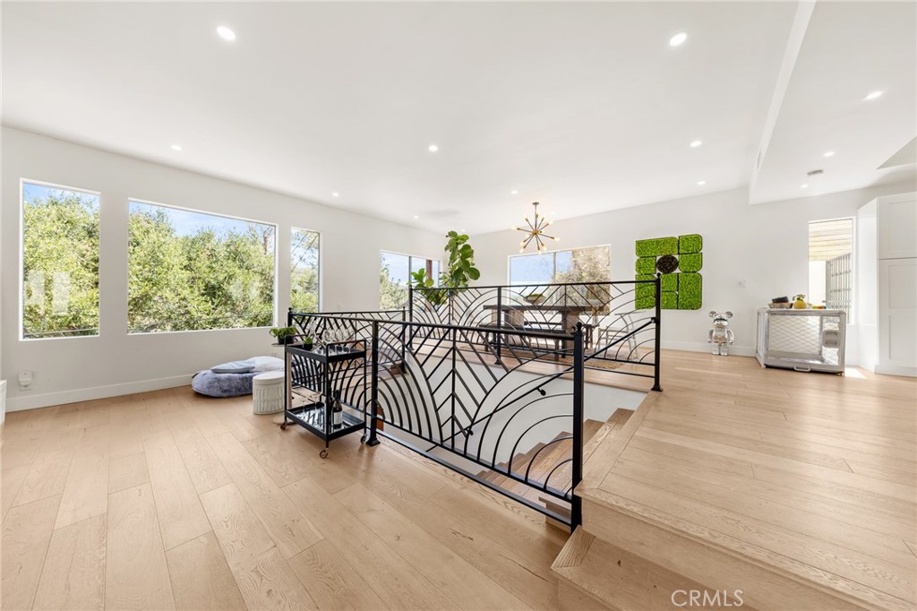 2927 Park Center