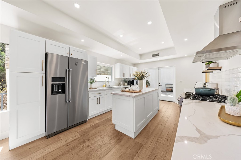 2927 Park Center