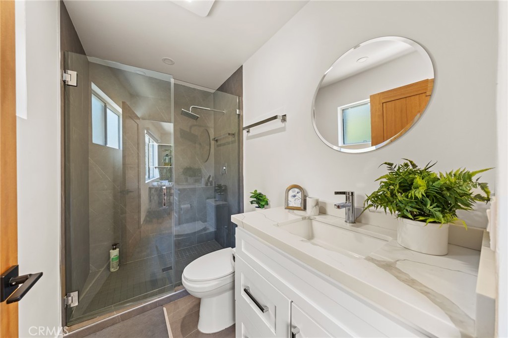 2927 Park Center