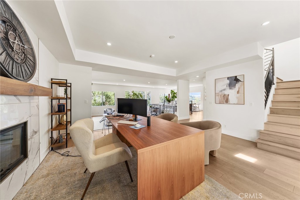 2927 Park Center