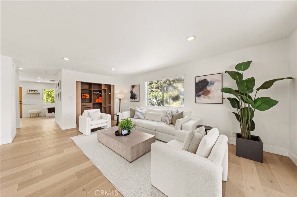 2927 Park Center