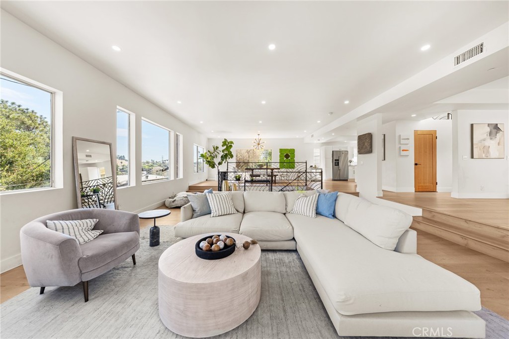 2927 Park Center