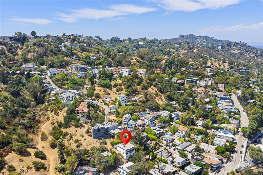 2927 Park Center