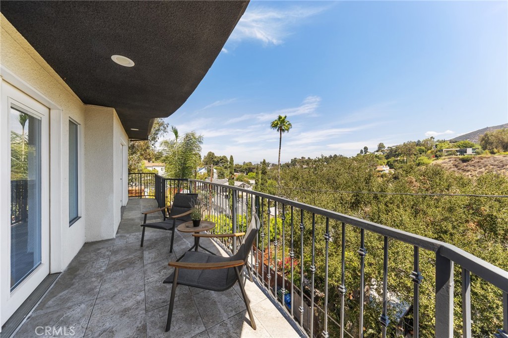 2927 Park Center