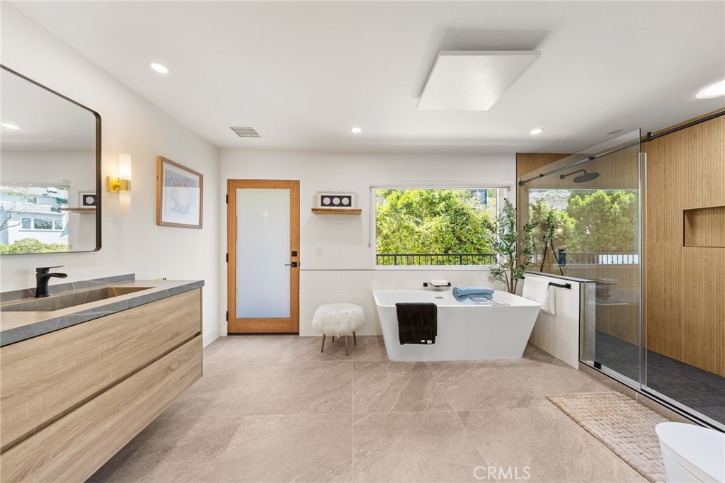 2927 Park Center