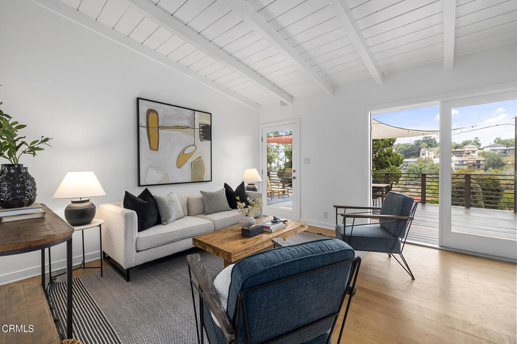 4524 San Andreas Avenue