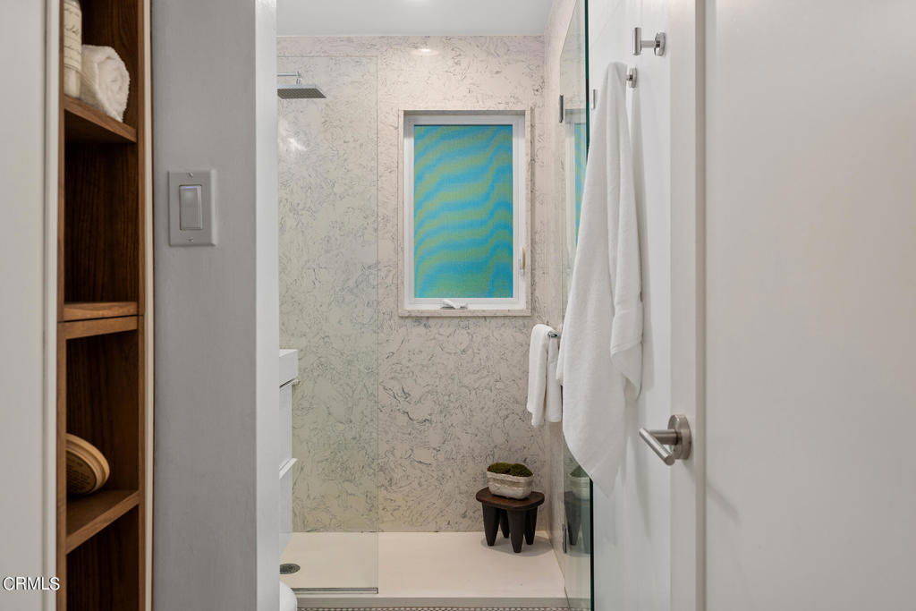 4524 San Andreas Avenue