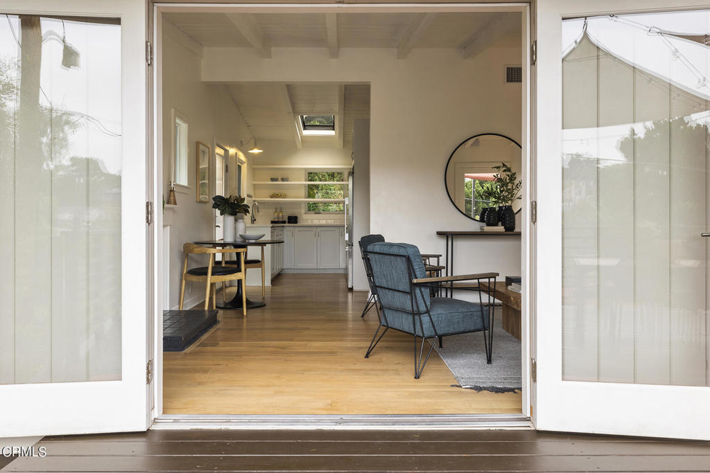 4524 San Andreas Avenue