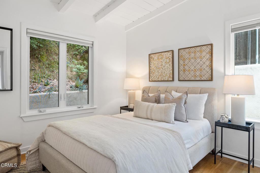 4524 San Andreas Avenue