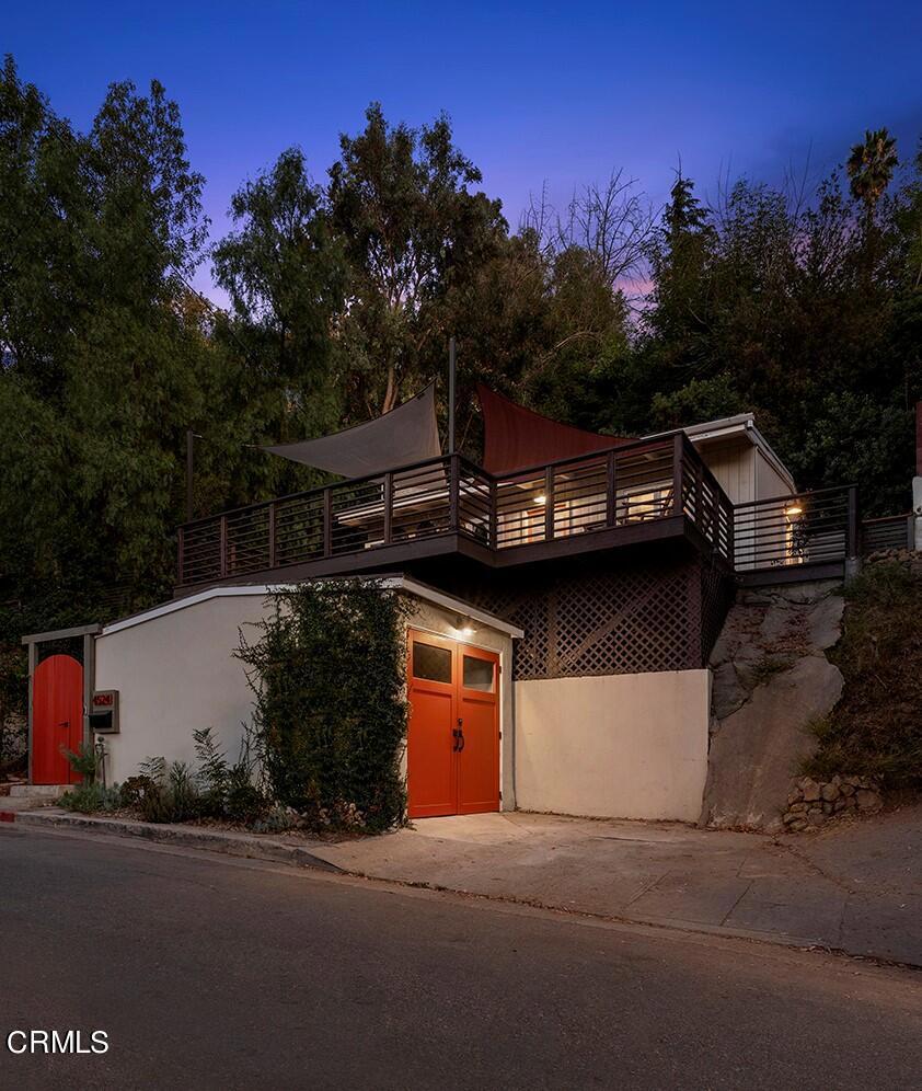 4524 San Andreas Avenue