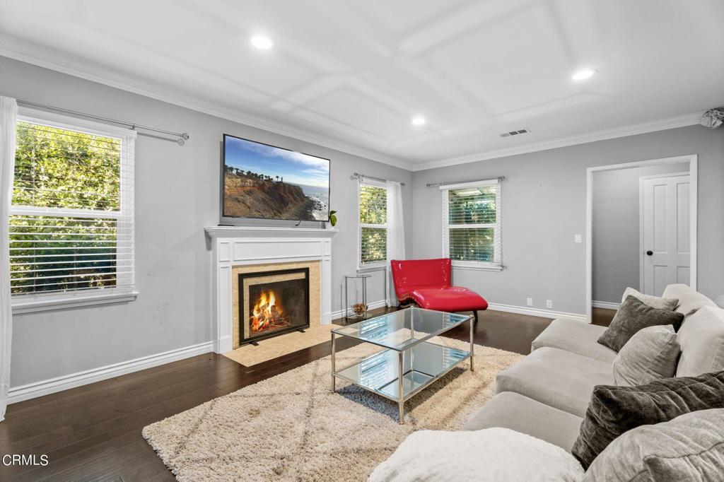 4242 Van Nuys Boulevard