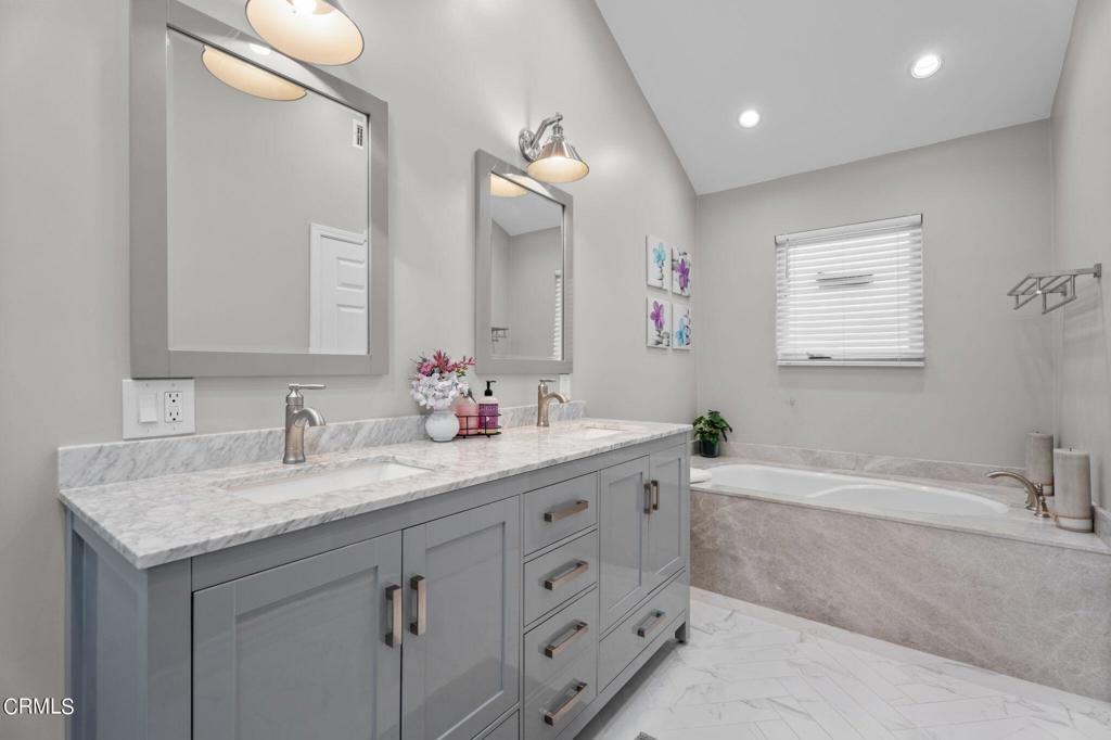 4242 Van Nuys Boulevard