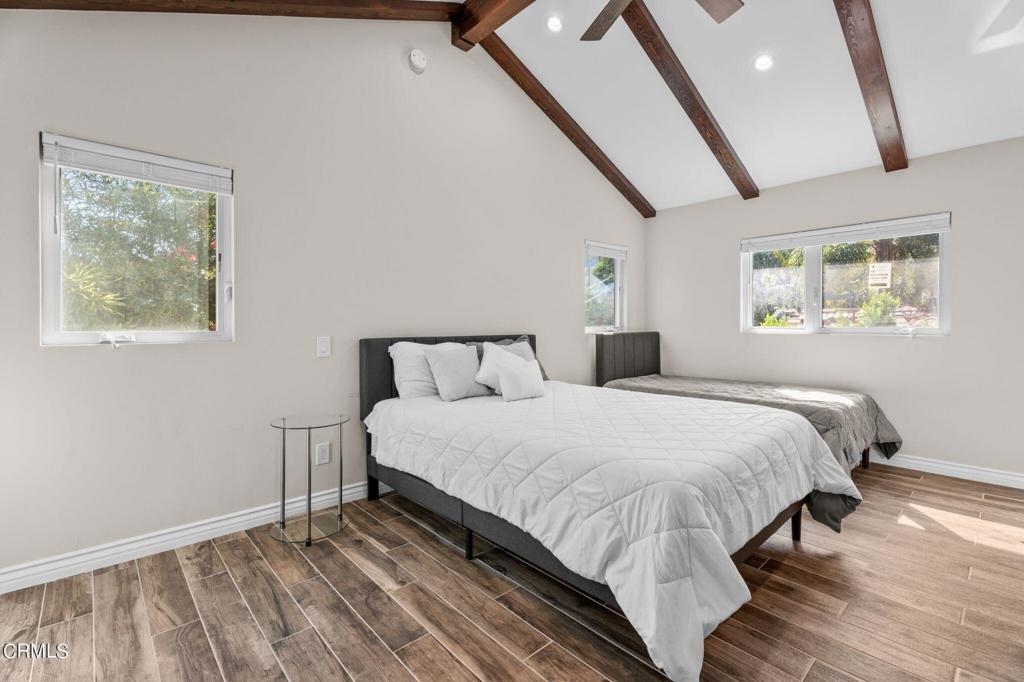 4242 Van Nuys Boulevard