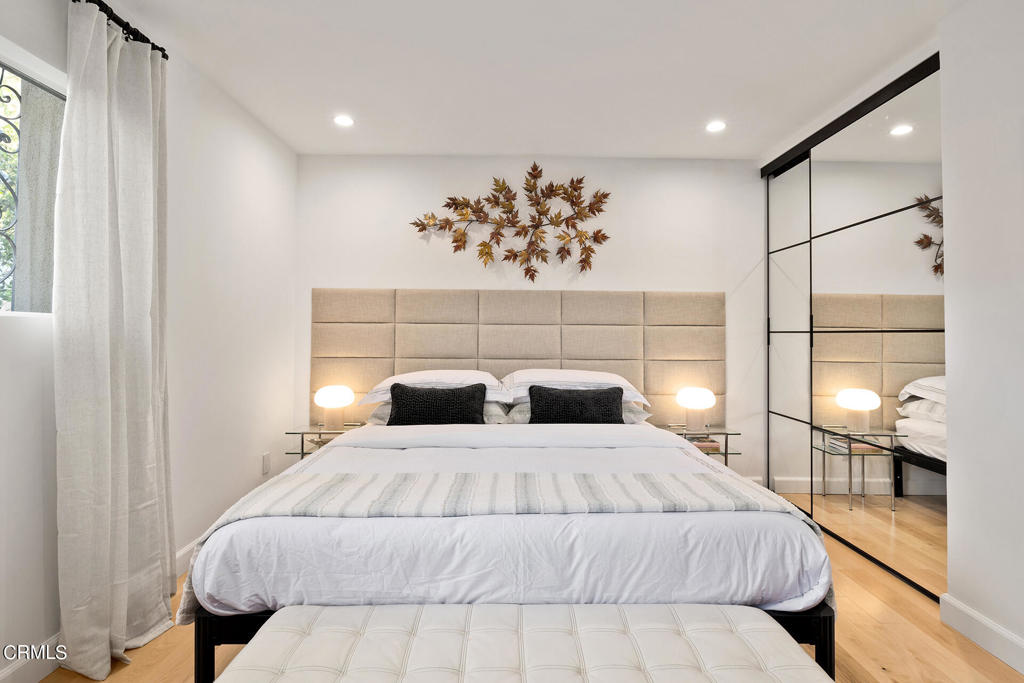 6704 Hillpark Dr 102