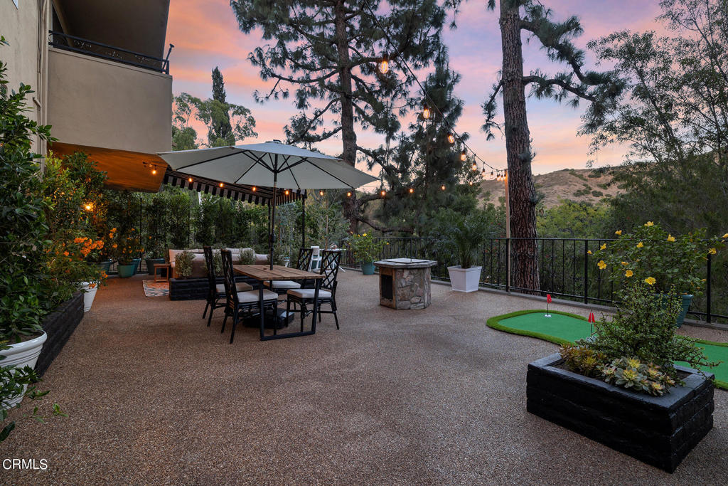 6704 Hillpark Dr 102