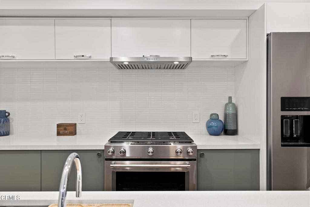 6704 Hillpark Dr 102