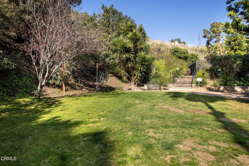 6704 Hillpark Dr 102