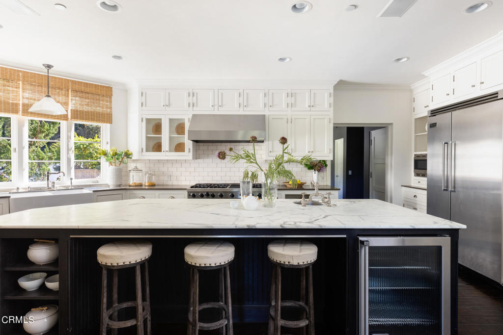 4033 Alta Vista Drive