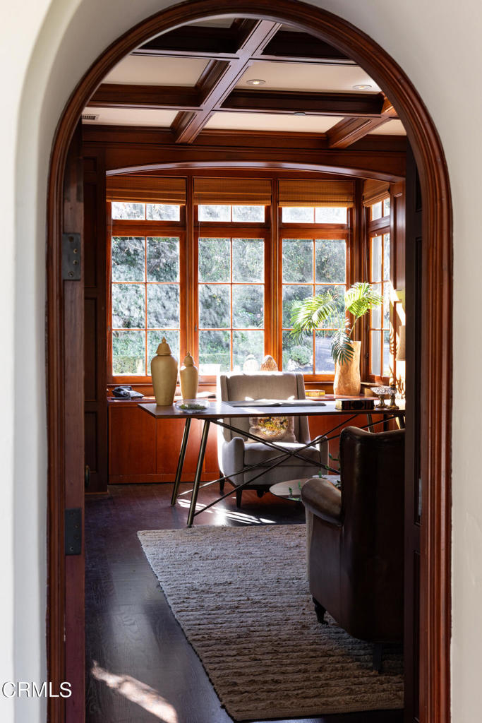 4033 Alta Vista Drive