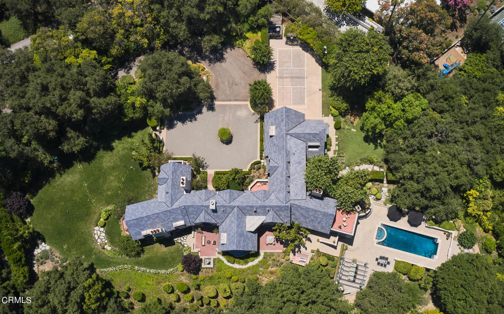 4033 Alta Vista Drive