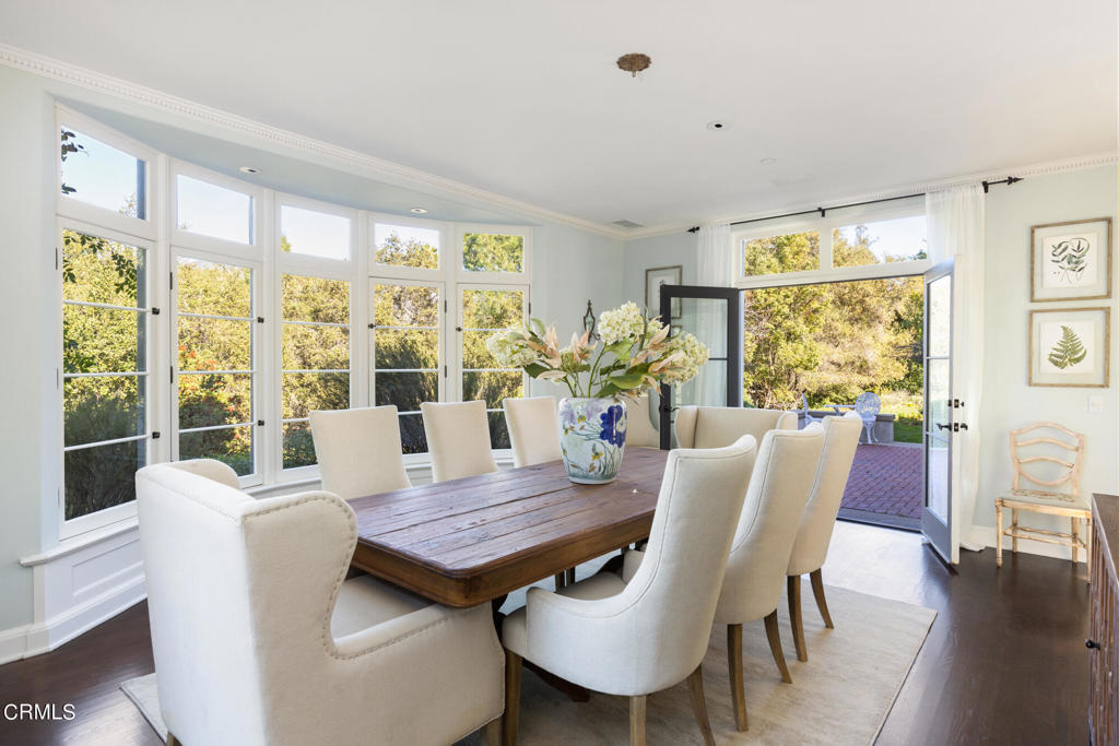 4033 Alta Vista Drive