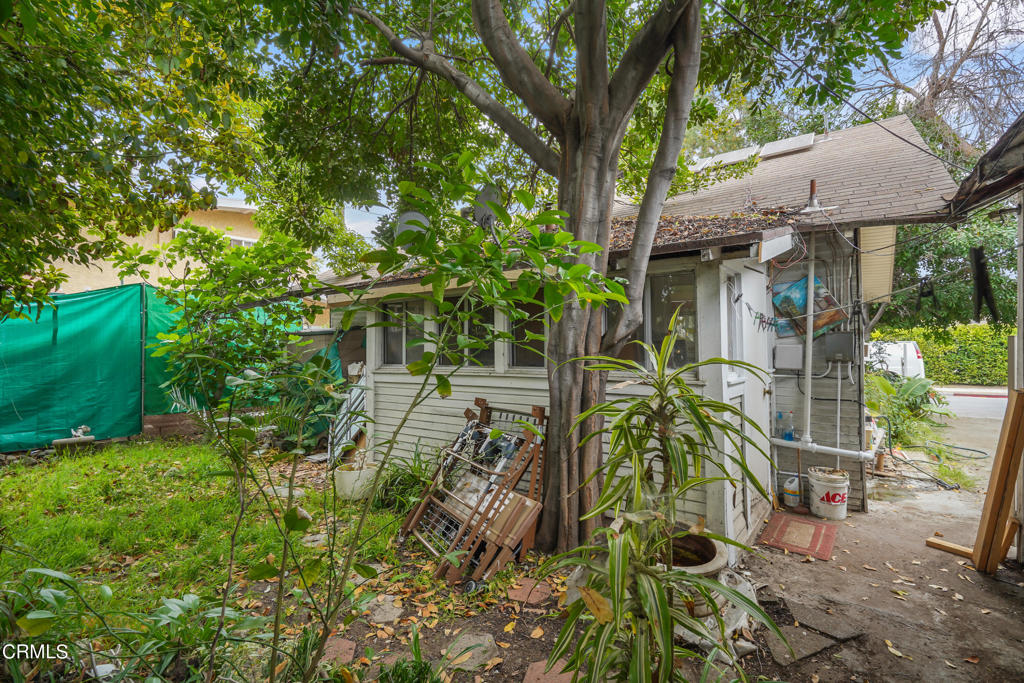 240 N Everett Street