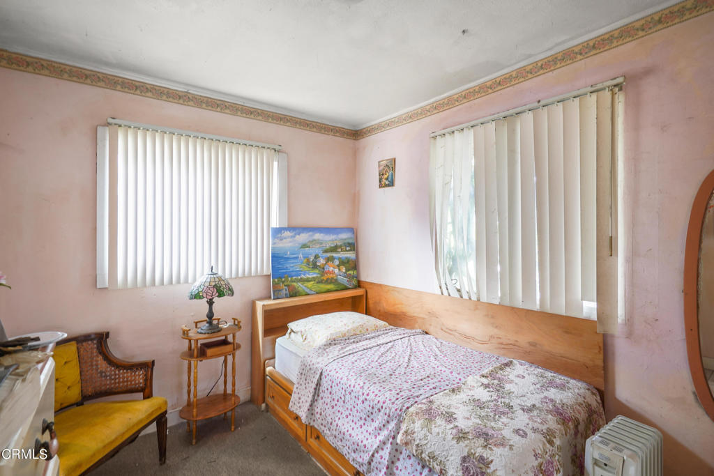 240 N Everett Street