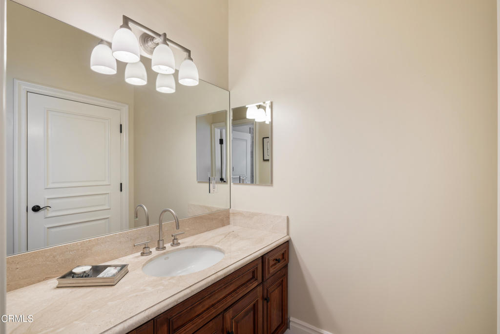 600 S Orange Grove Boulevard 4