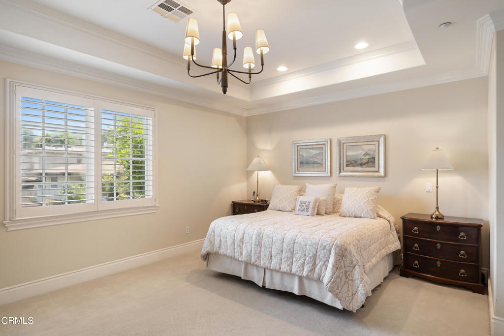 600 S Orange Grove Boulevard 4