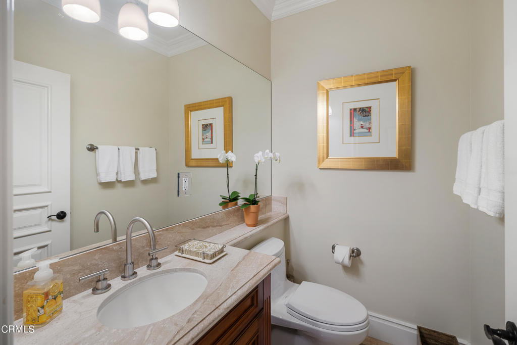 600 S Orange Grove Boulevard 4