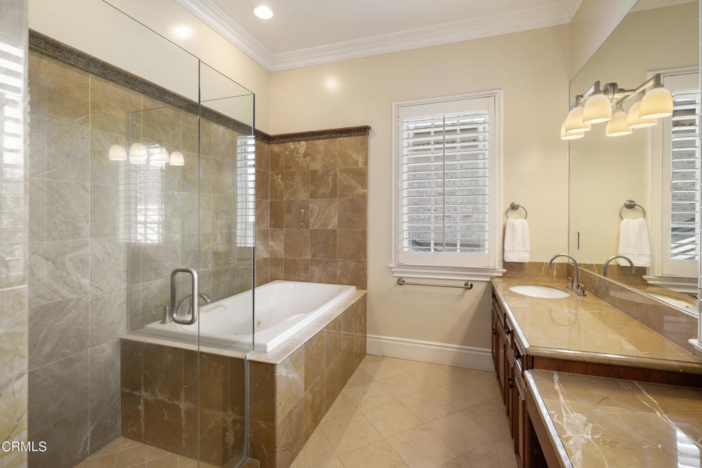 600 S Orange Grove Boulevard 4