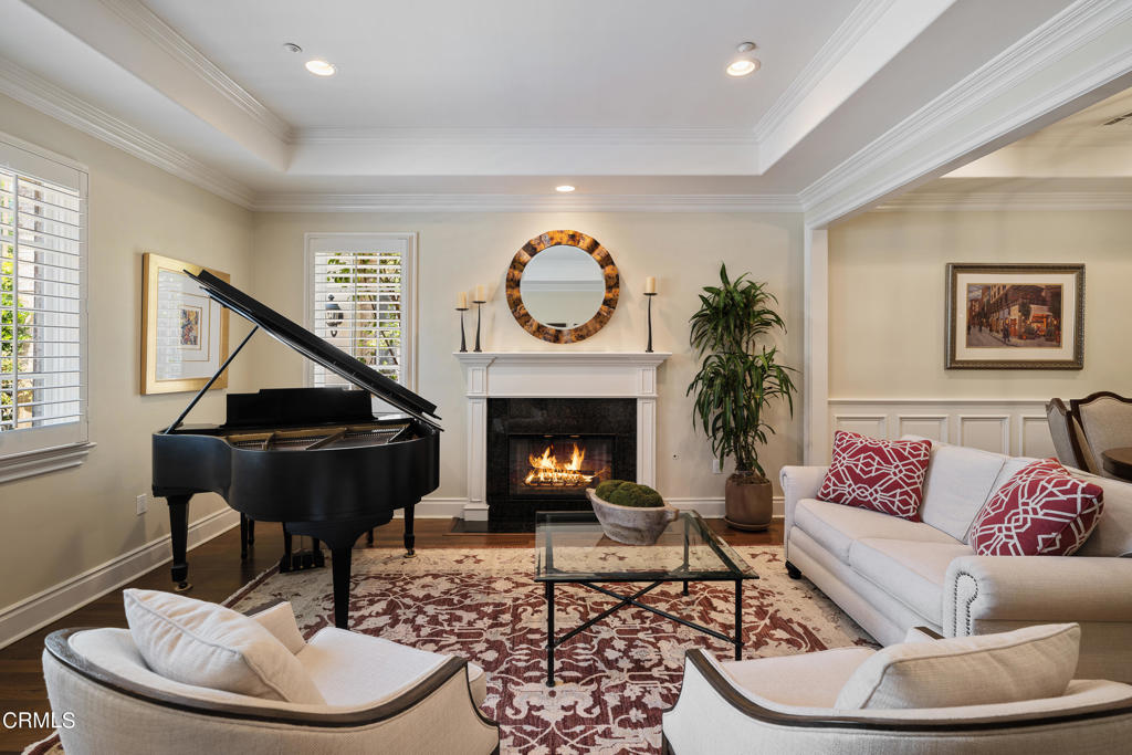 600 S Orange Grove Boulevard 4