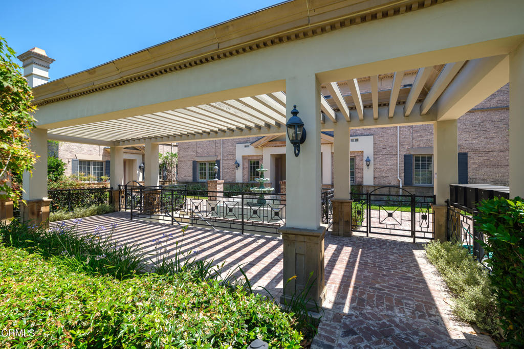 600 S Orange Grove Boulevard 4