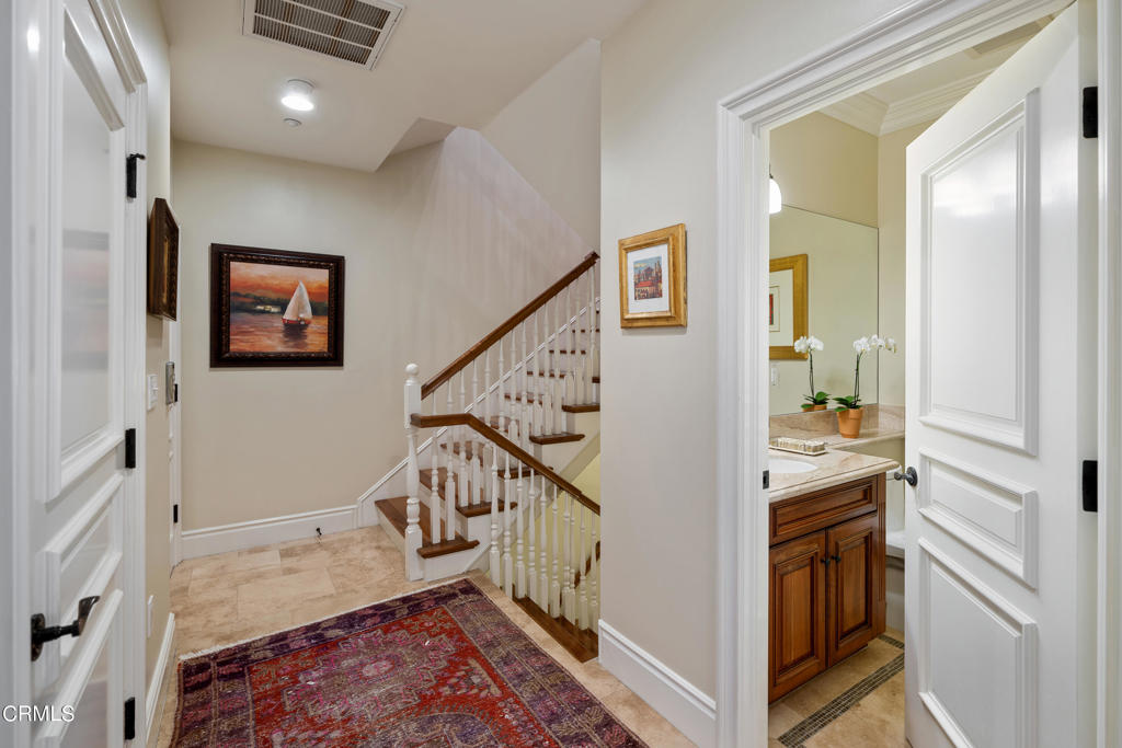 600 S Orange Grove Boulevard 4