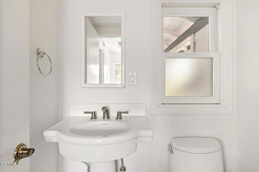 8629 Sunnyslope Drive