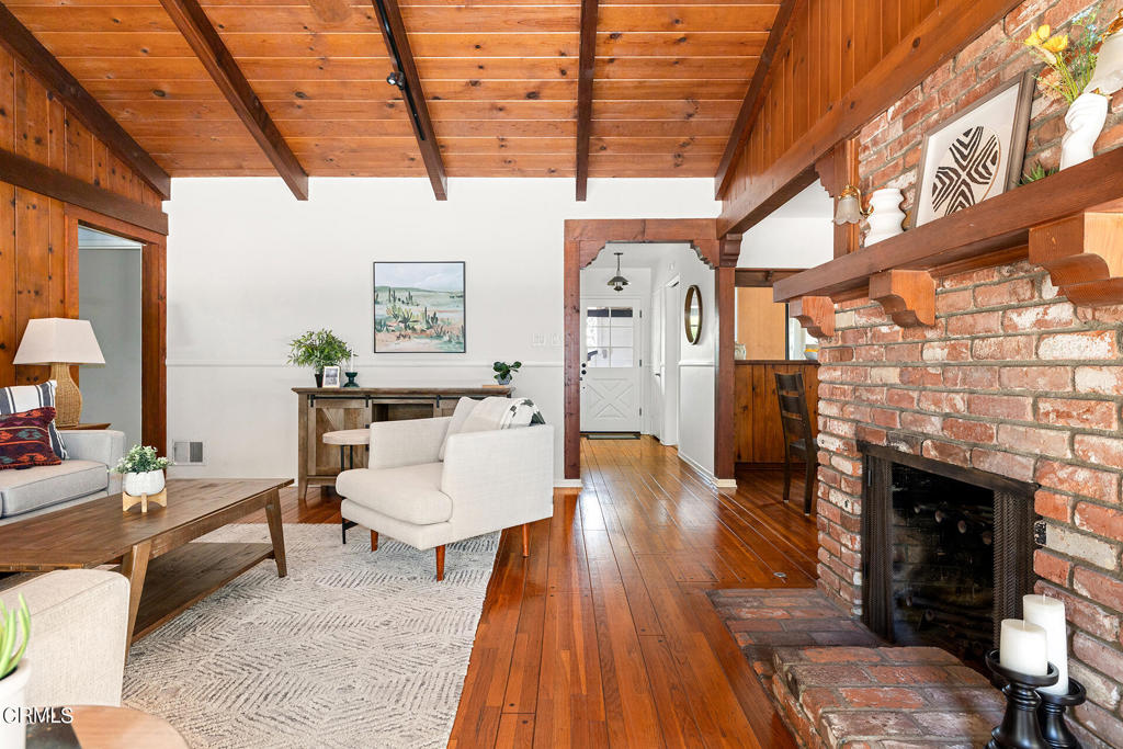 8629 Sunnyslope Drive