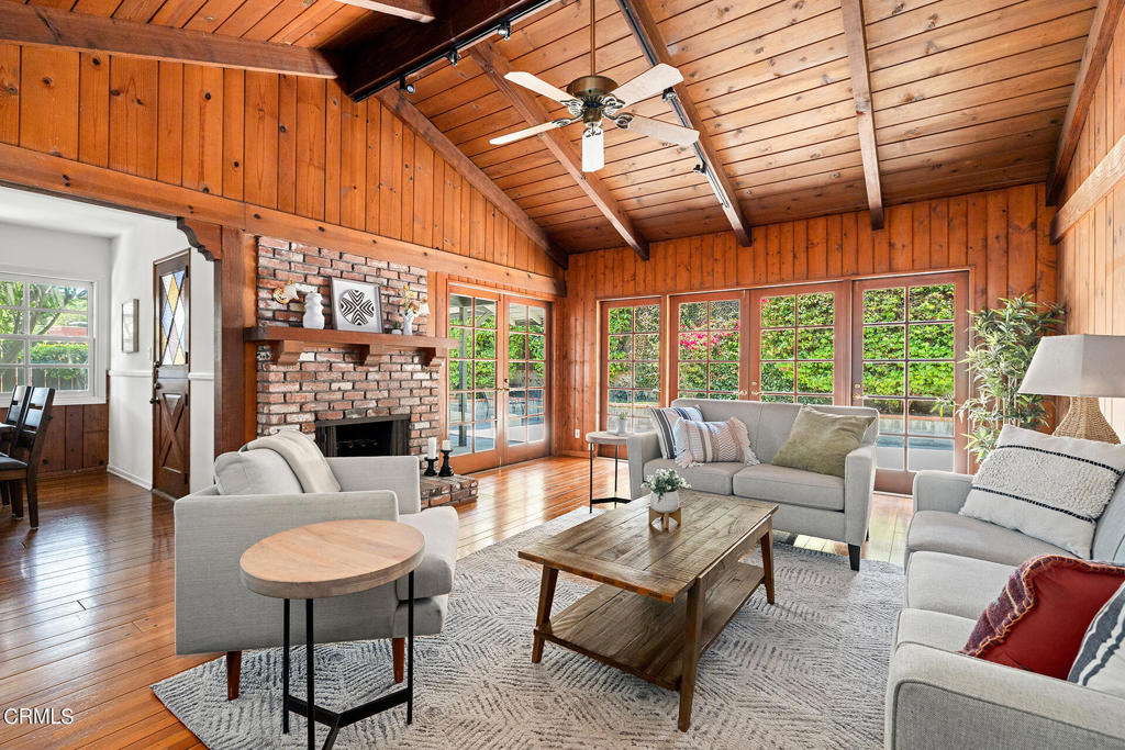 8629 Sunnyslope Drive