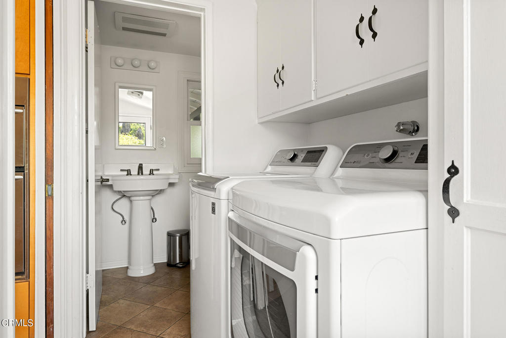 8629 Sunnyslope Drive