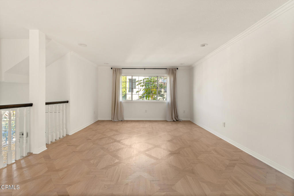 816 Haverford Avenue 1