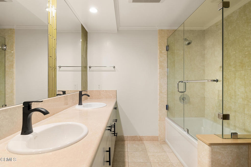 816 Haverford Avenue 1