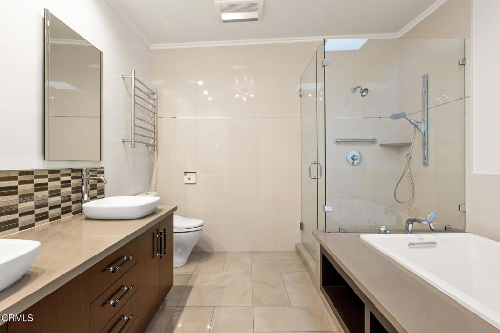 816 Haverford Avenue 1