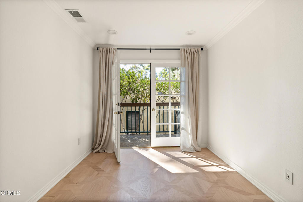 816 Haverford Avenue 1