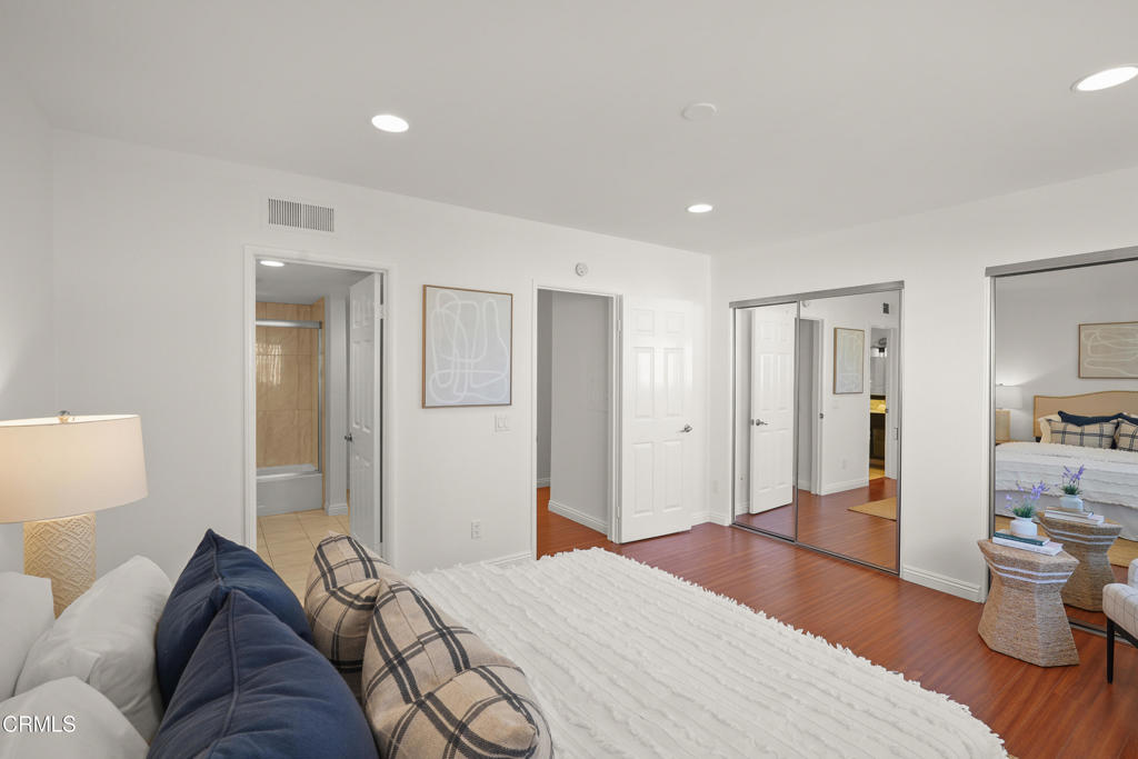 311 E Chestnut Street 5