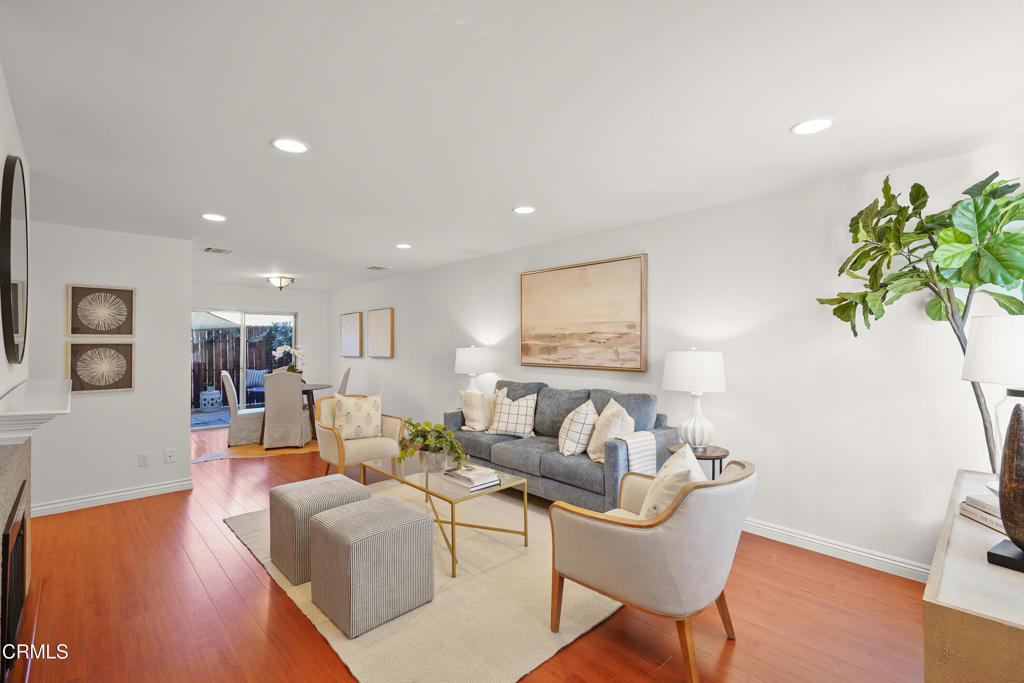 311 E Chestnut Street 5