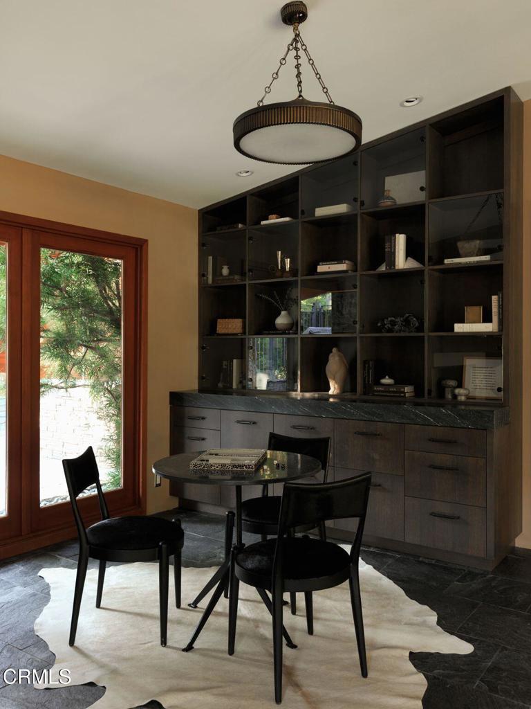 1395 El Mirador Drive